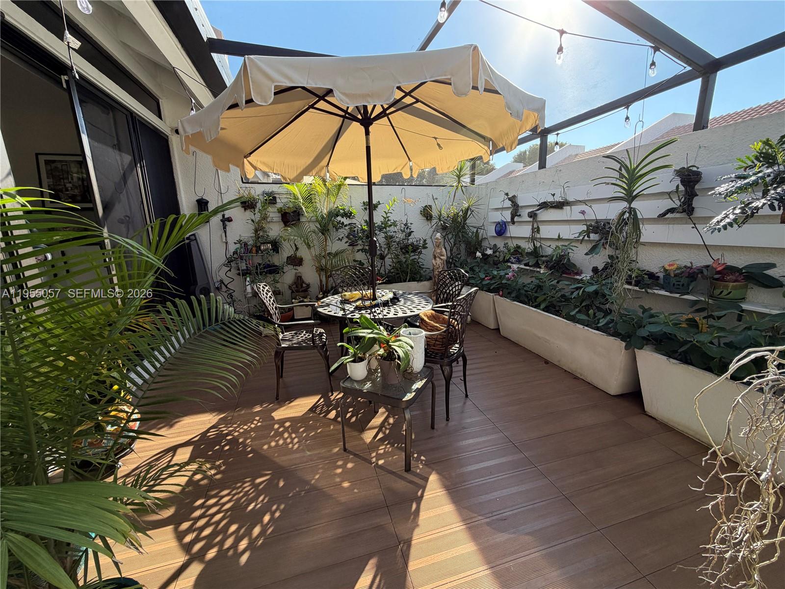 8144 SW 86th Ter Miami, FL 33143