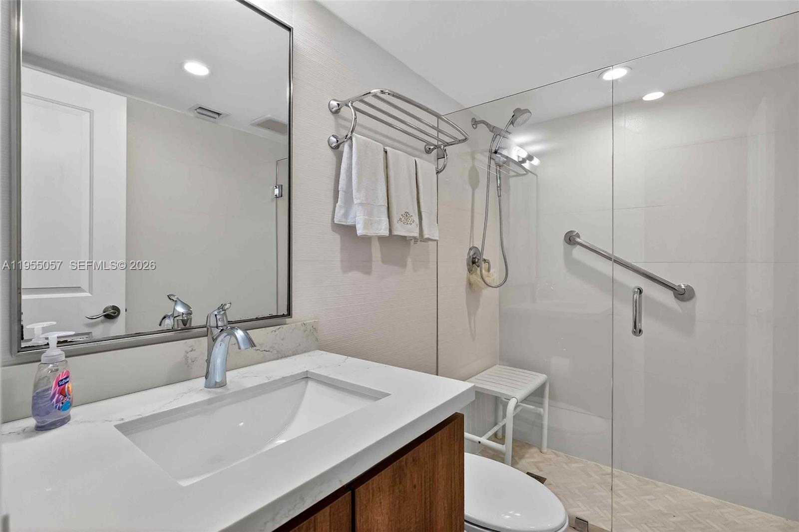 8144 SW 86th Ter Miami, FL 33143