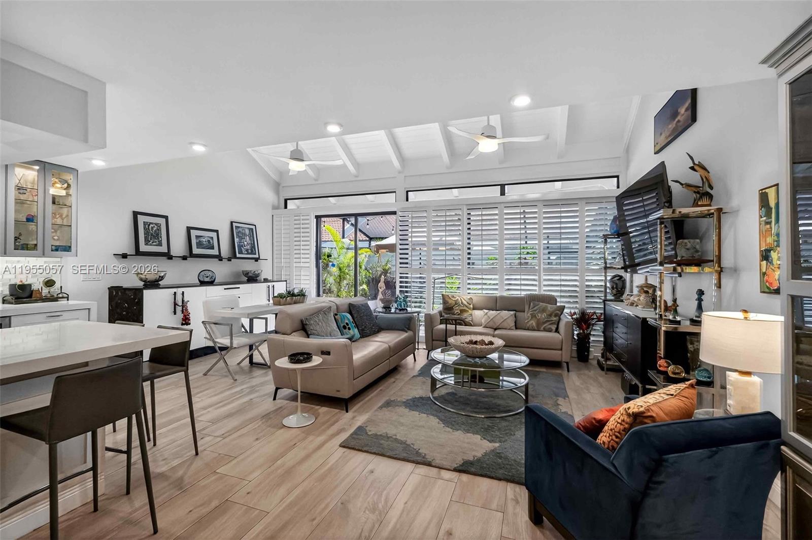 8144 SW 86th Ter Miami, FL 33143