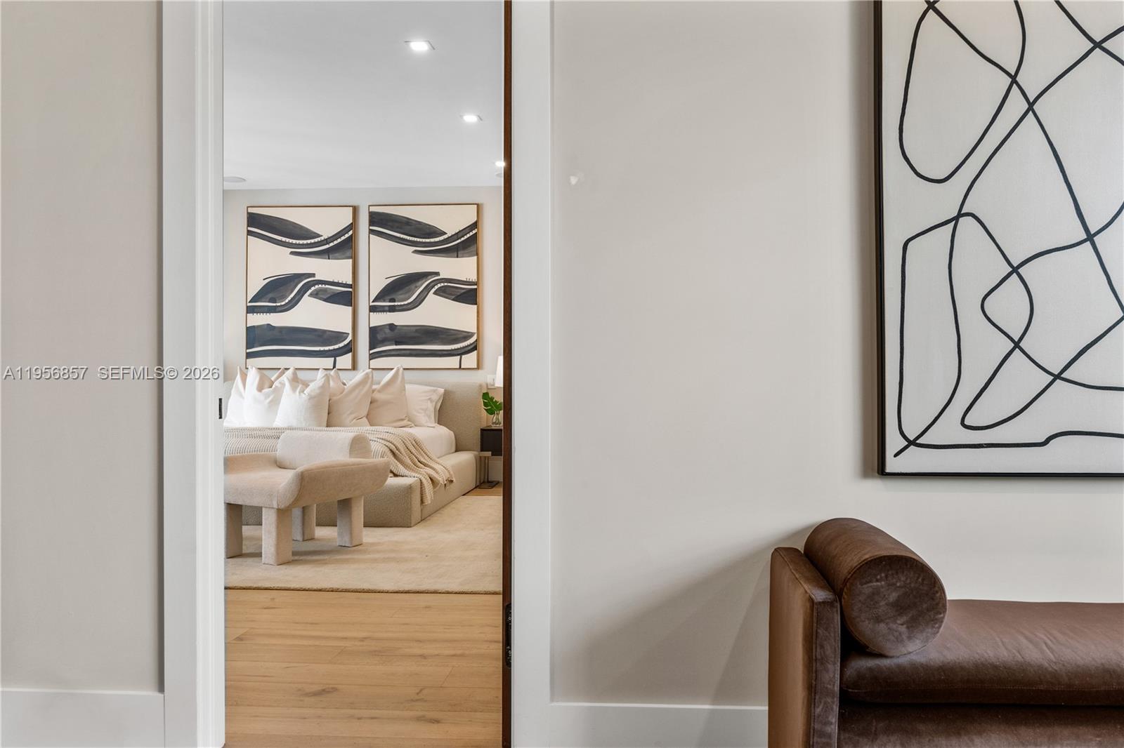 2805 Freeman St Miami, FL 33133