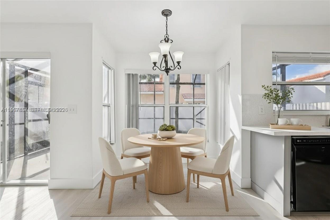 1378 SW 180th Ave Pembroke Pines, FL 33029