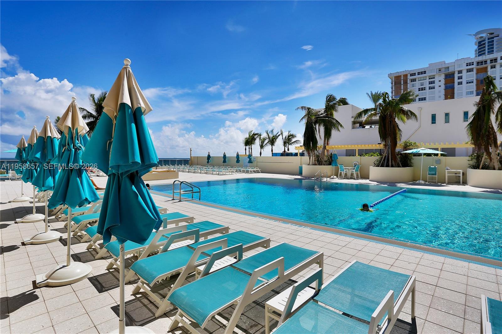 2501 S Ocean Dr #823 (Available April 1) Hollywood, FL 33019
