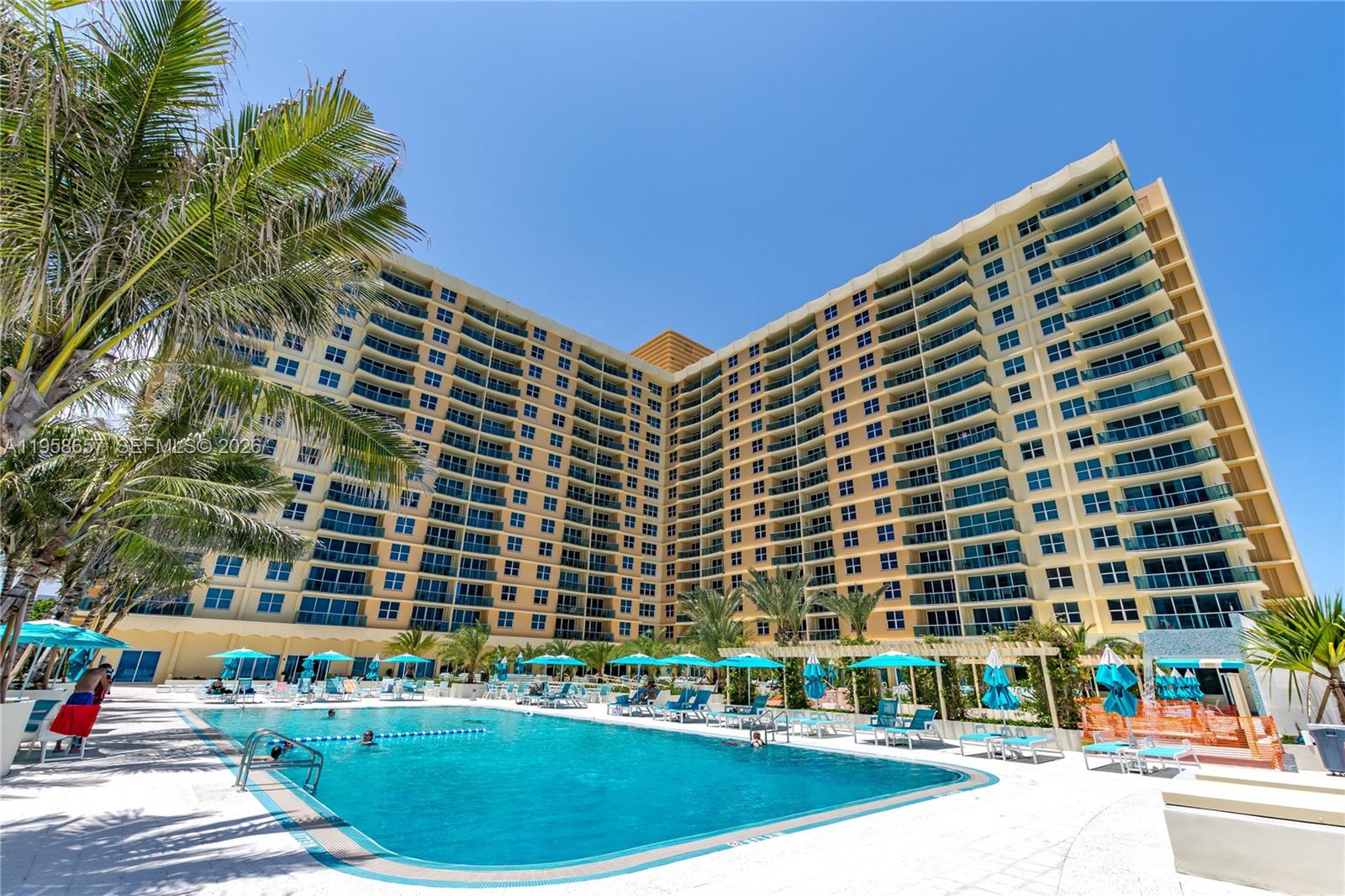 2501 S Ocean Dr #823 (Available April 1) Hollywood, FL 33019