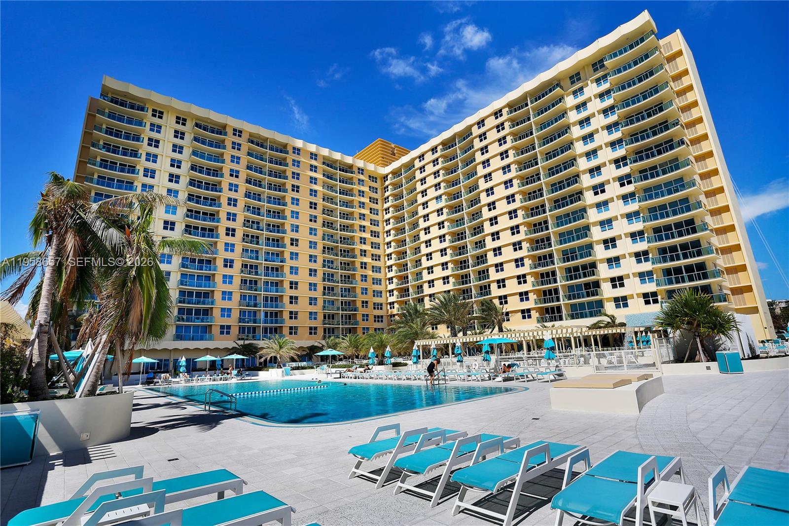 2501 S Ocean Dr #823 (Available April 1) Hollywood, FL 33019