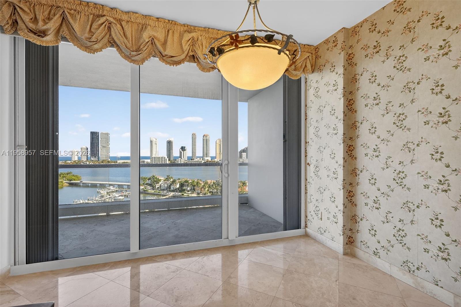 7000 Island Blvd #1604 Aventura, FL 33160