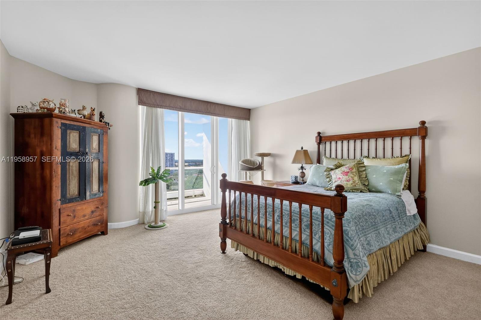 7000 Island Blvd #1604 Aventura, FL 33160