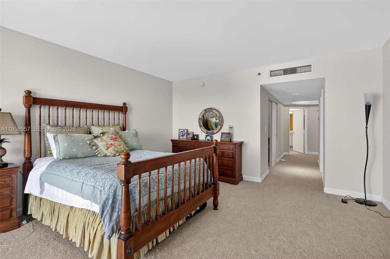 7000 Island Blvd #1604 Aventura, FL 33160