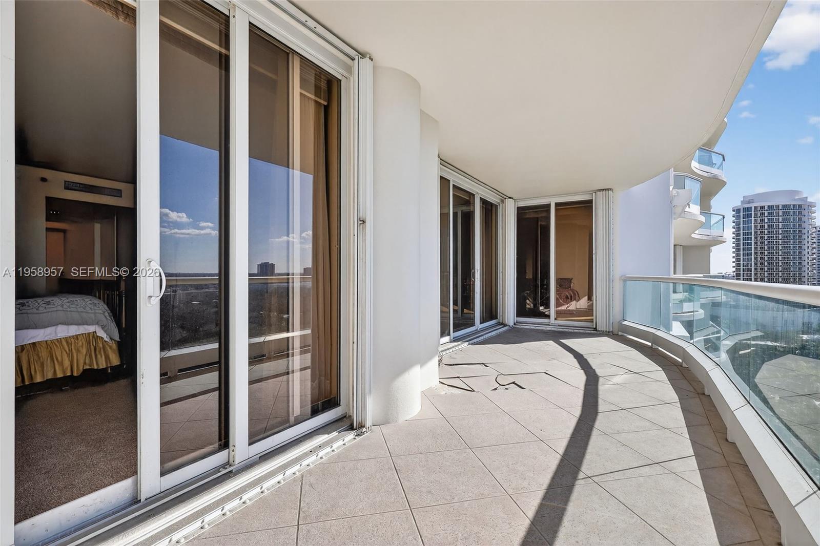 7000 Island Blvd #1604 Aventura, FL 33160