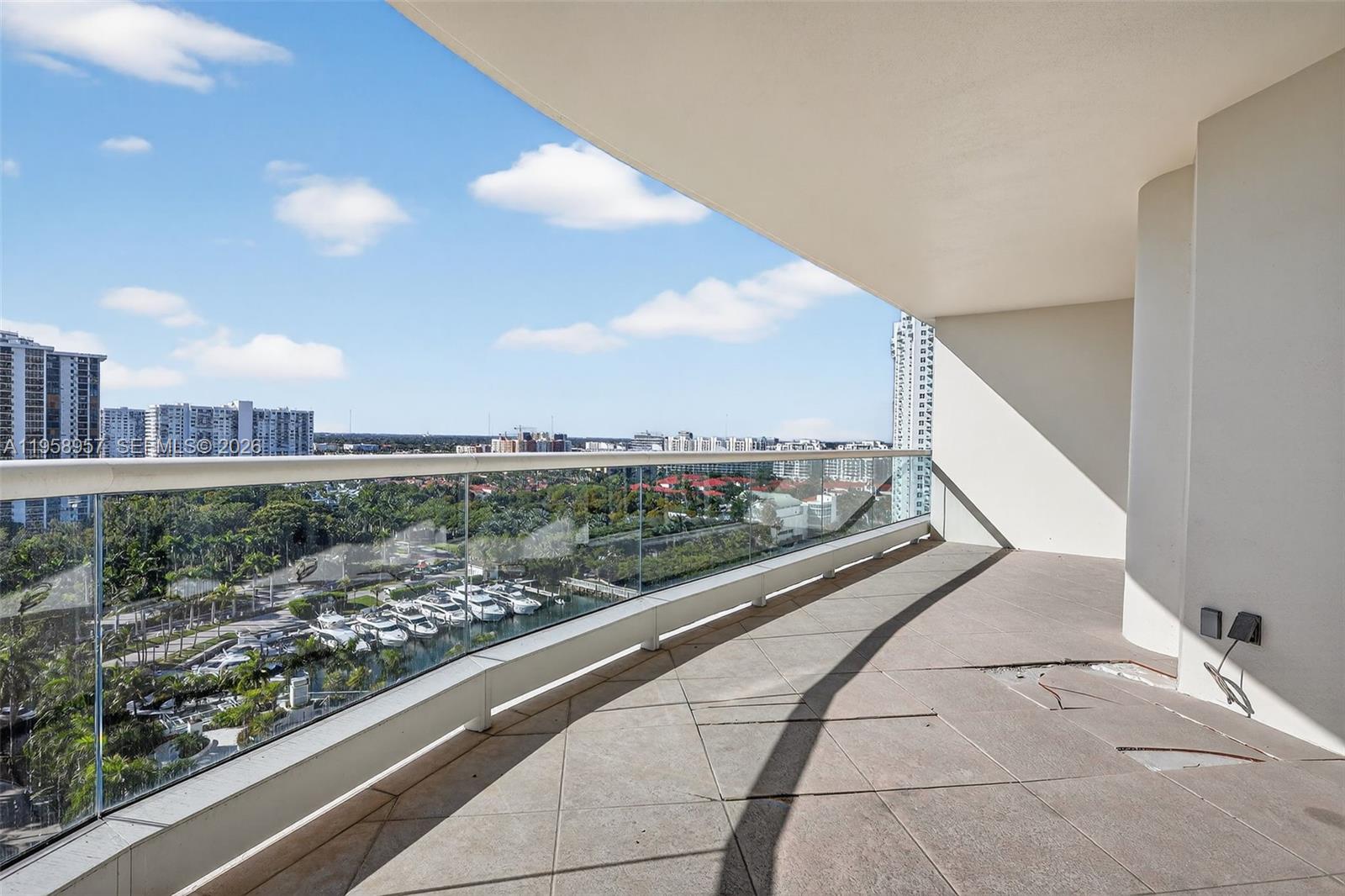 7000 Island Blvd #1604 Aventura, FL 33160