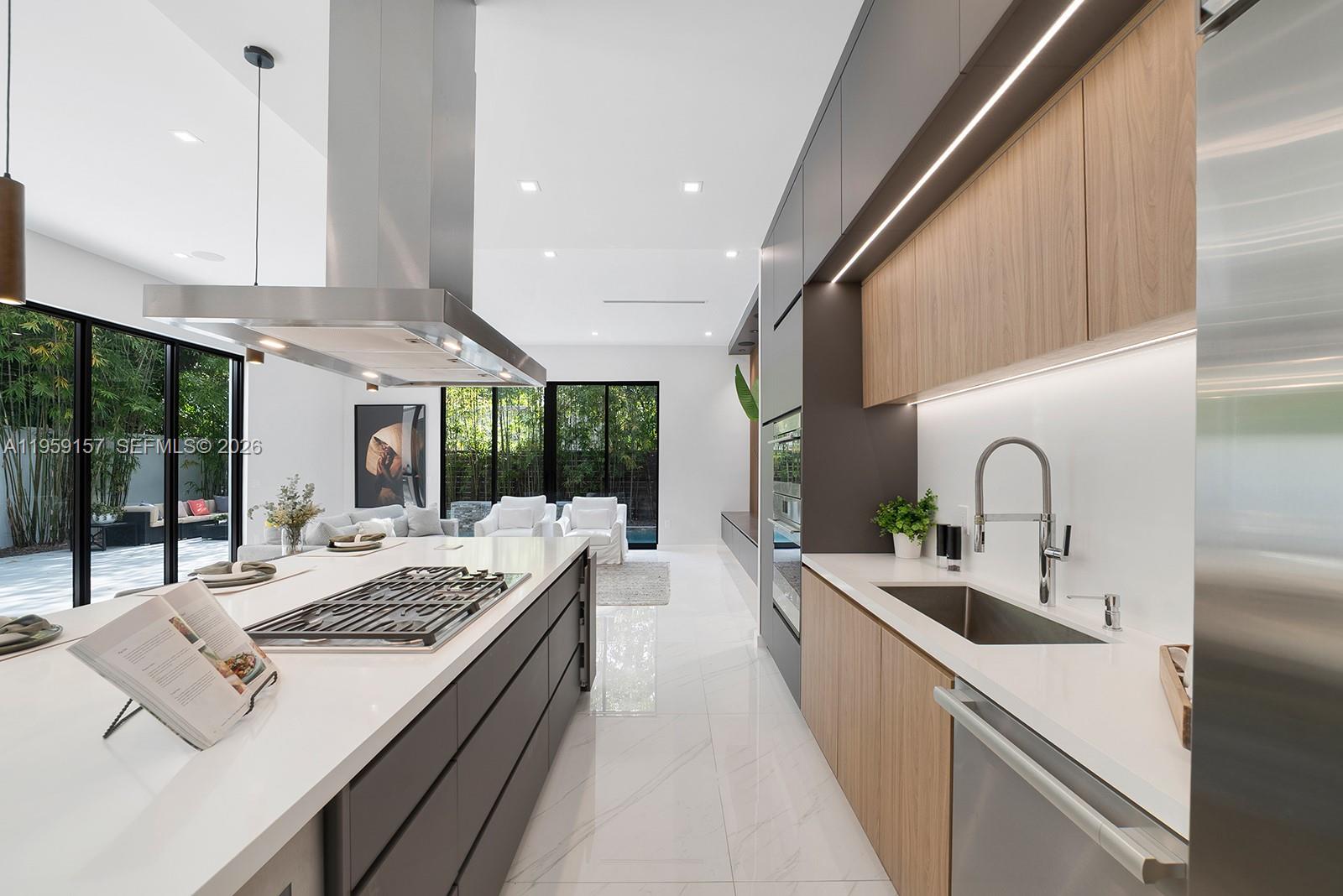 1780 Chucunantah Rd Miami, FL 33133