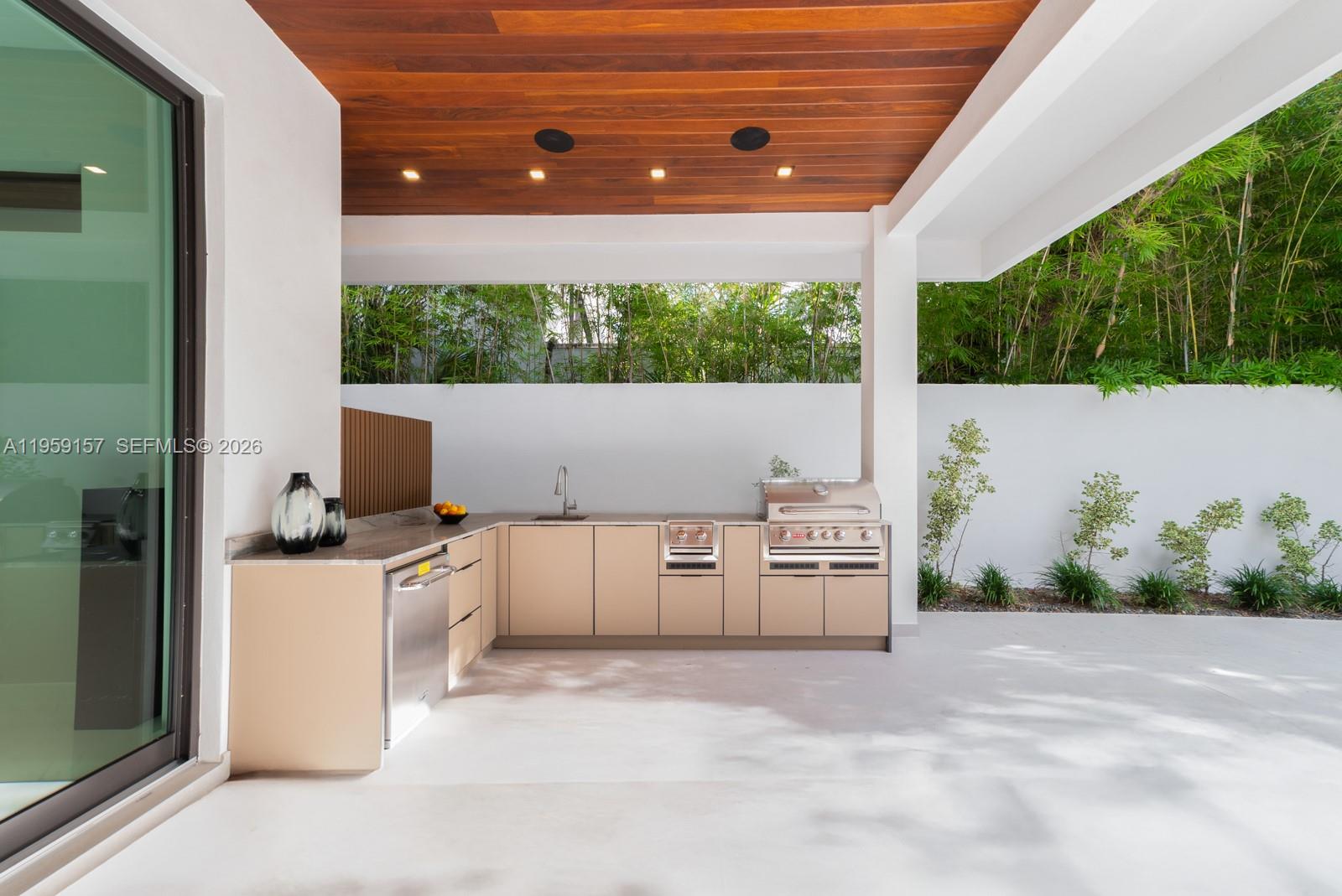 1780 Chucunantah Rd Miami, FL 33133