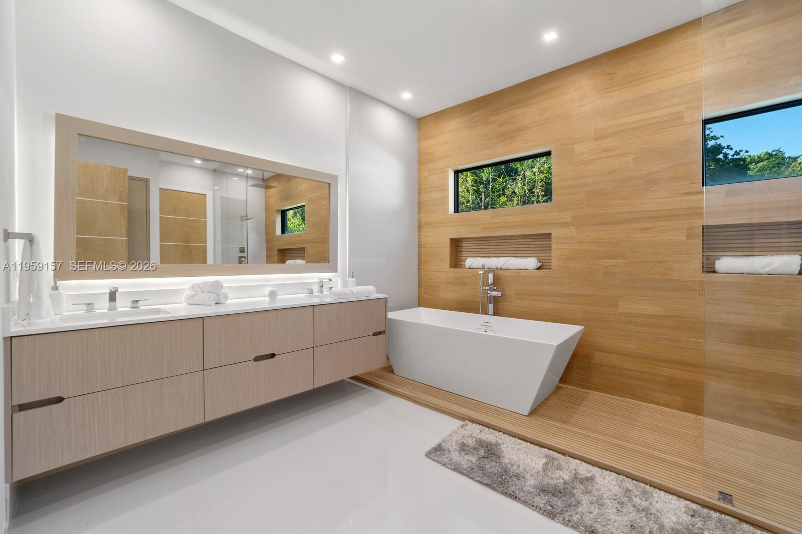 1780 Chucunantah Rd Miami, FL 33133