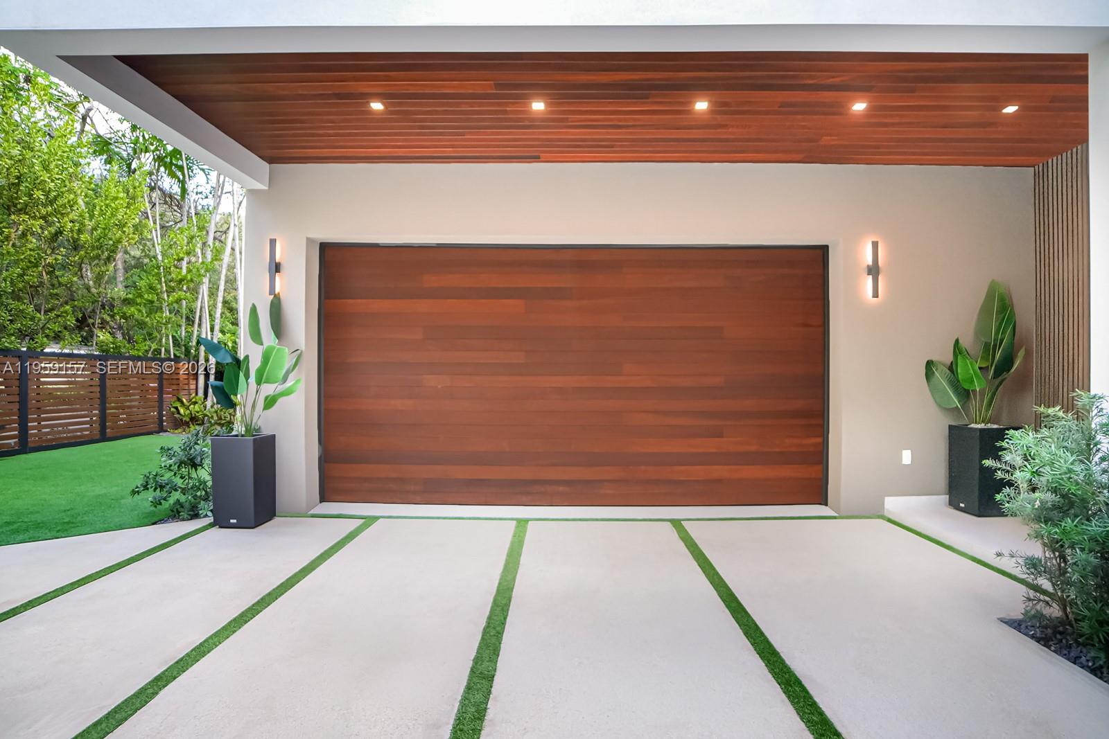 1780 Chucunantah Rd Miami, FL 33133