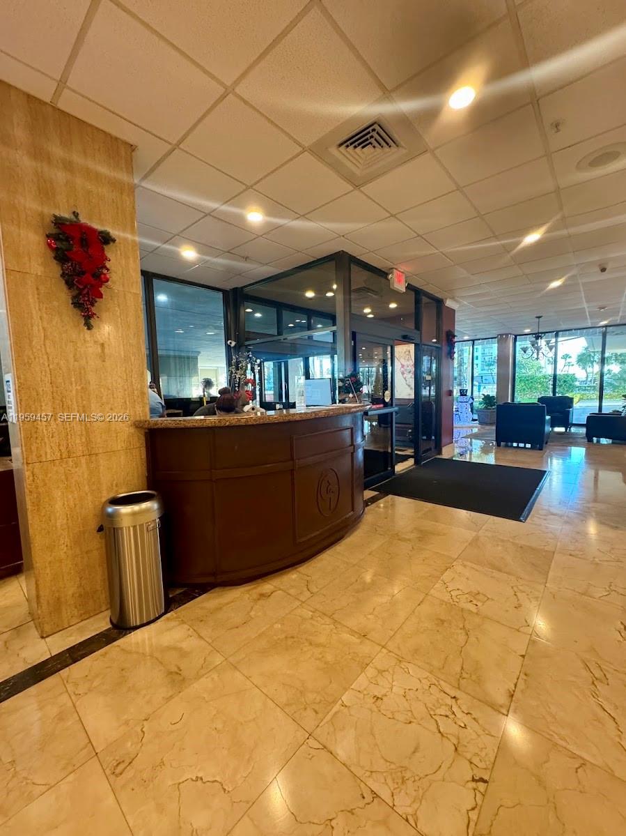 400 Kings Pt Dr #706 Sunny Isles Beach, FL 33160