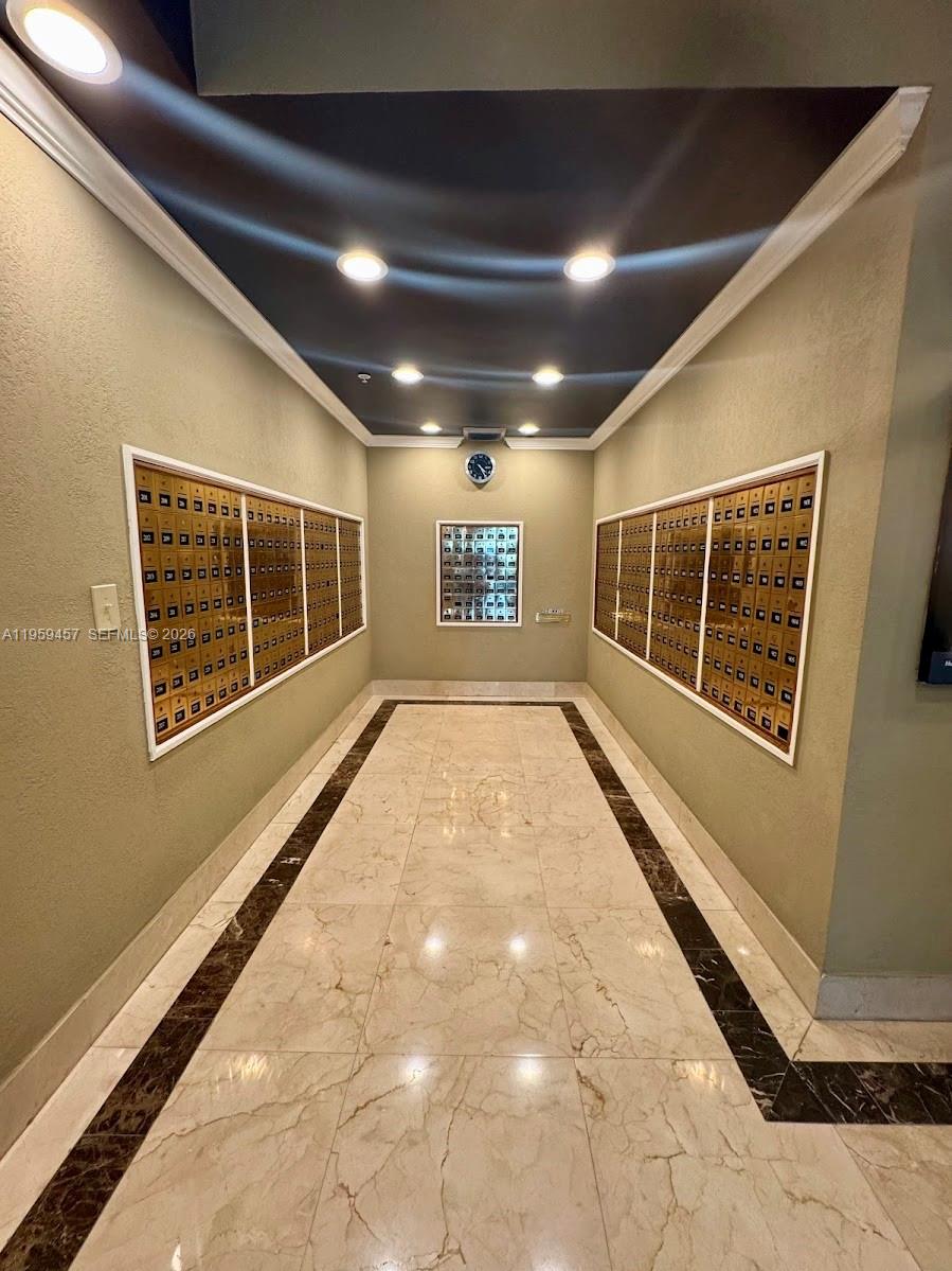 400 Kings Pt Dr #706 Sunny Isles Beach, FL 33160