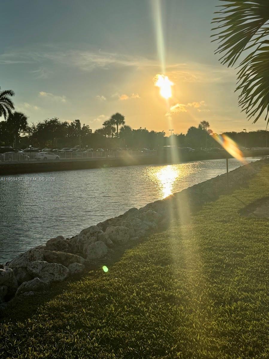 400 Kings Pt Dr #706 Sunny Isles Beach, FL 33160