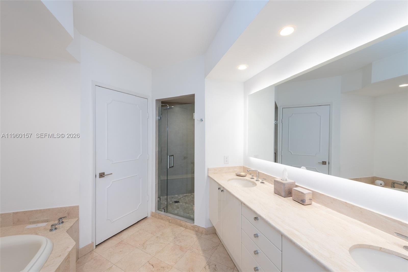 799 Crandon Blvd #605 Key Biscayne, FL 33149