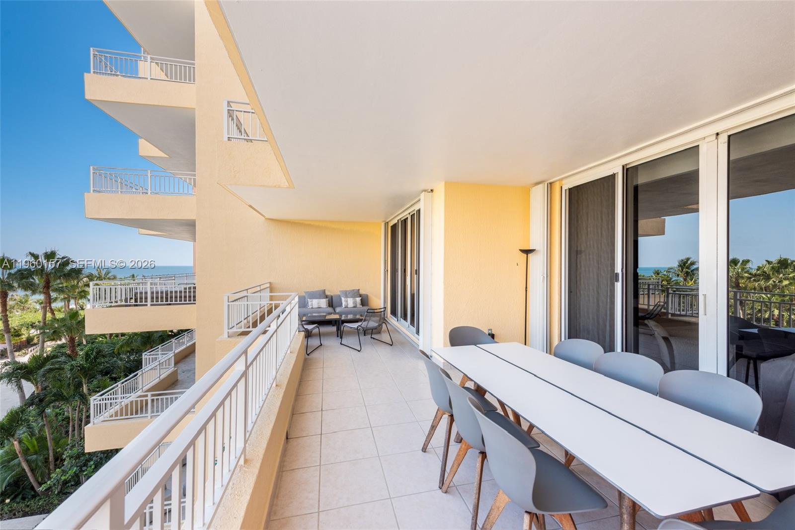 799 Crandon Blvd #605 Key Biscayne, FL 33149