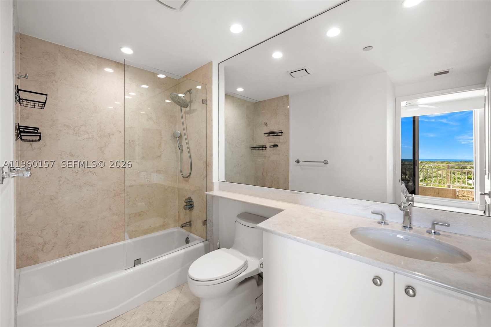 image Ocean Tower One35