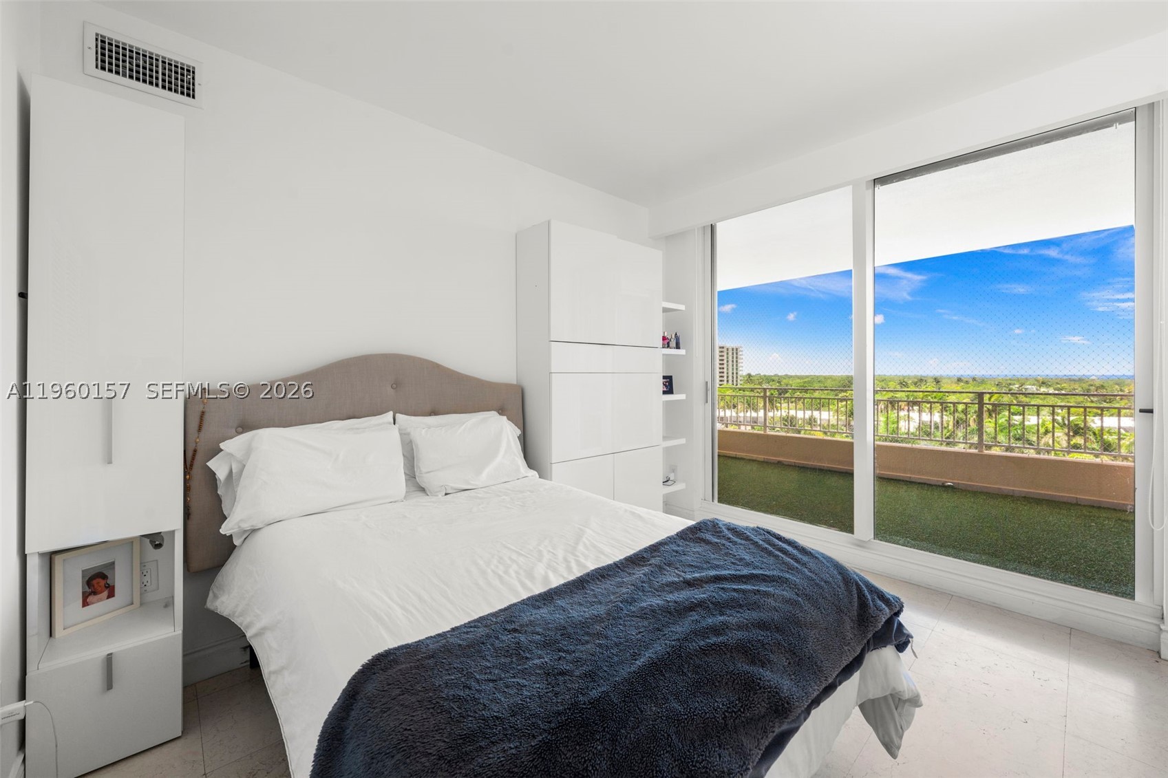 image Ocean Tower One38