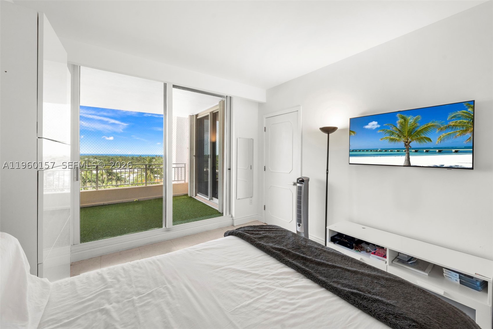 image Ocean Tower One40