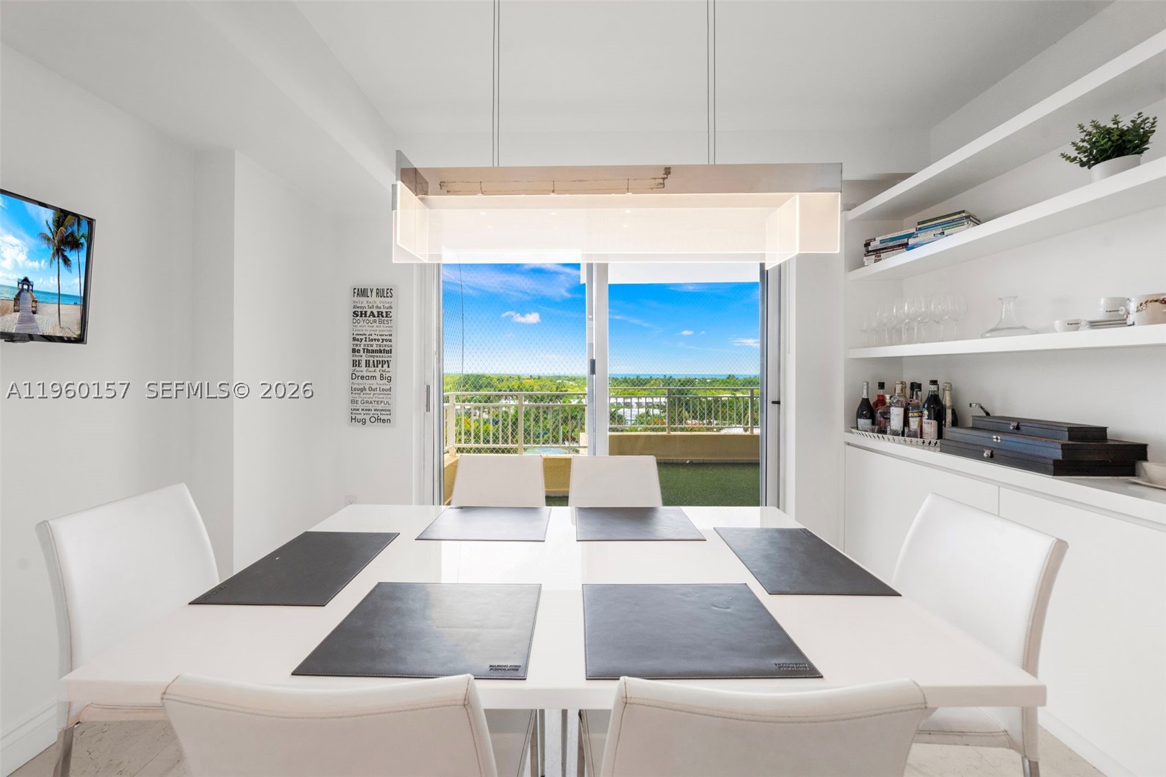 image Ocean Tower One52