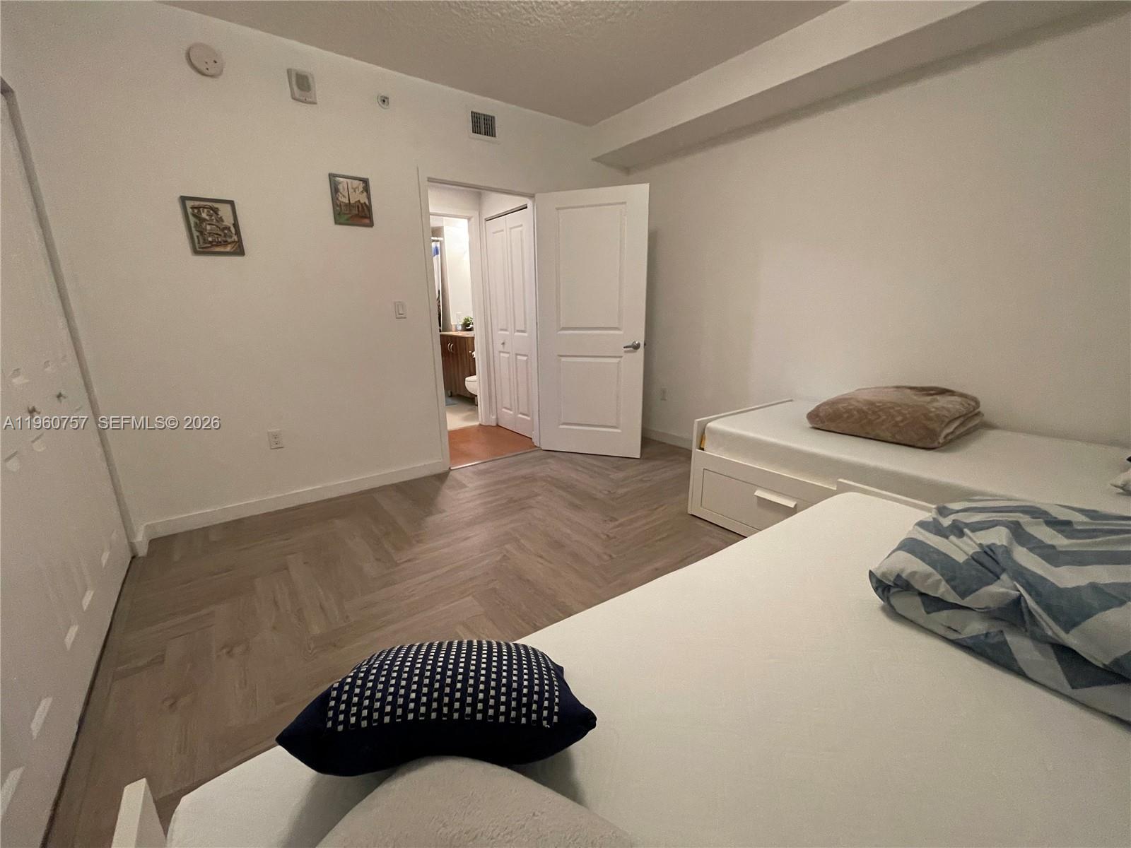 image 23 Biscayne Bay12