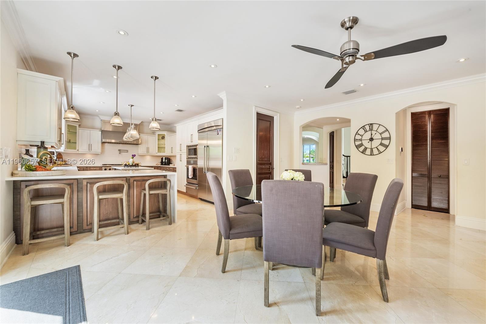 5621 SW 68th Ct Miami, FL 33143