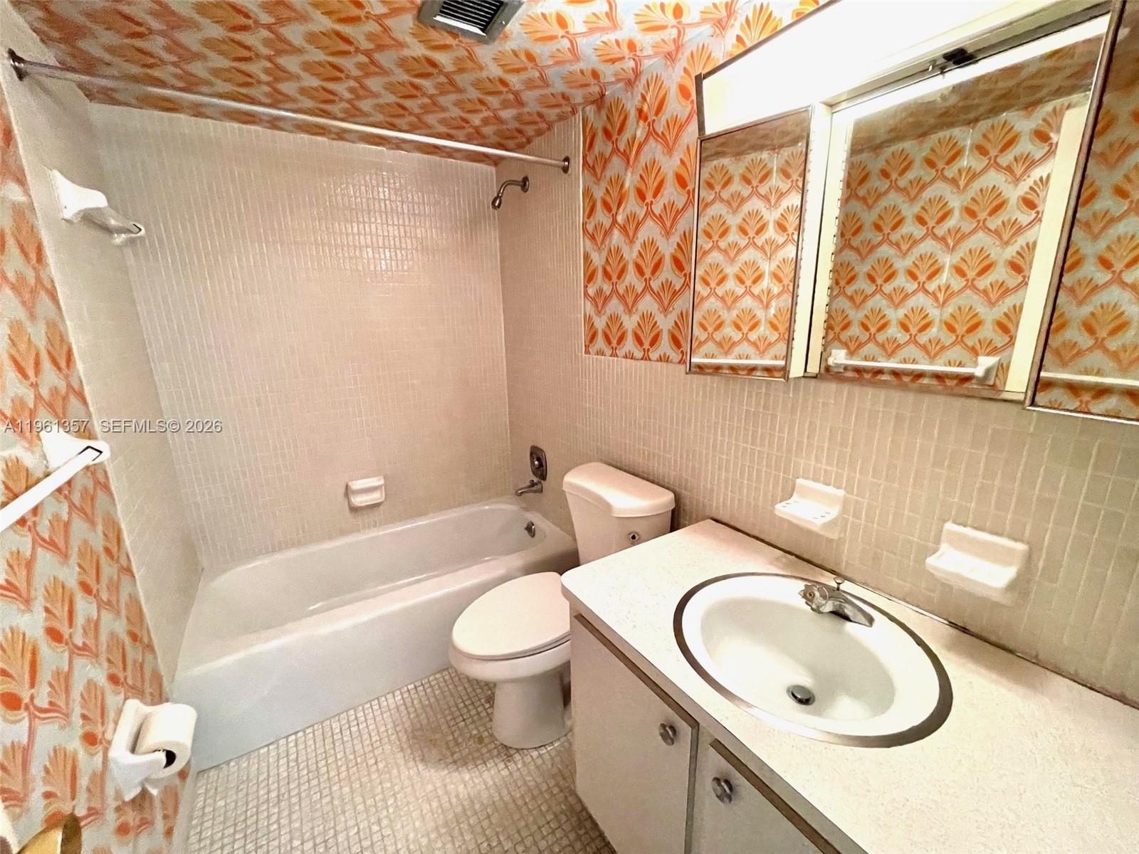 5100 Washington St #312 Hollywood, FL 33021