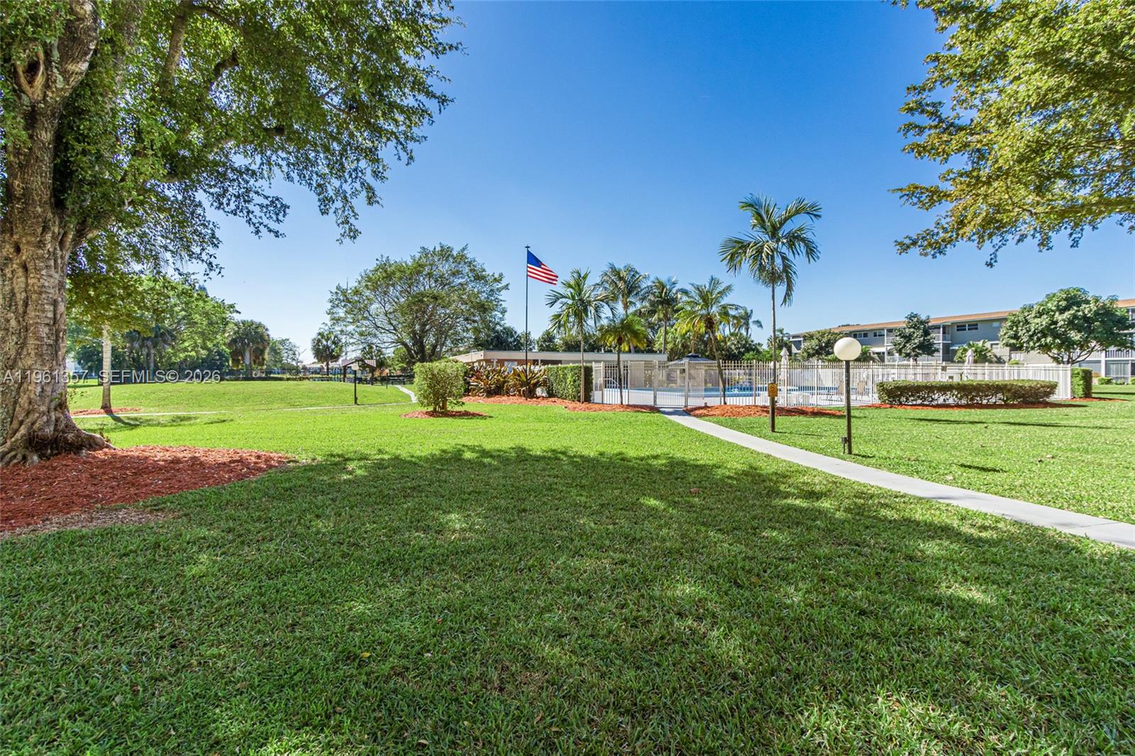 5100 Washington St #312 Hollywood, FL 33021