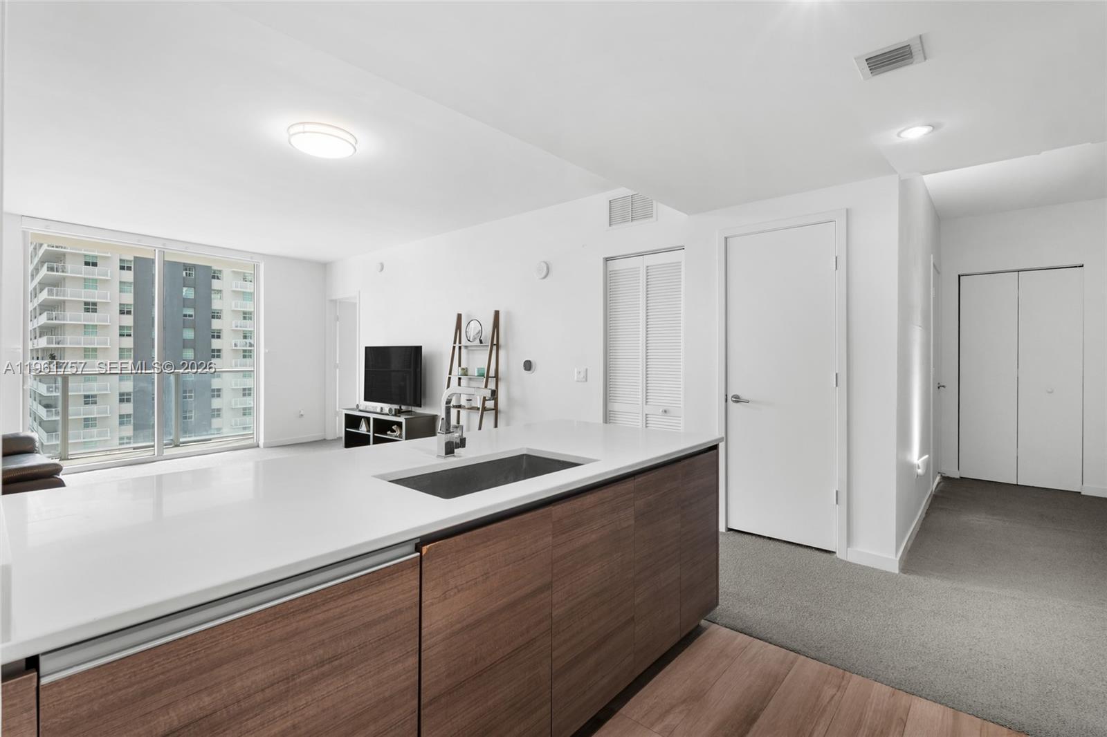 1100 S Miami Ave #1602 Miami, FL 33130