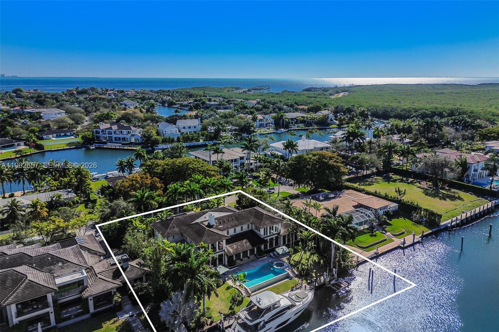 9320 Balada St Coral Gables, FL 33156