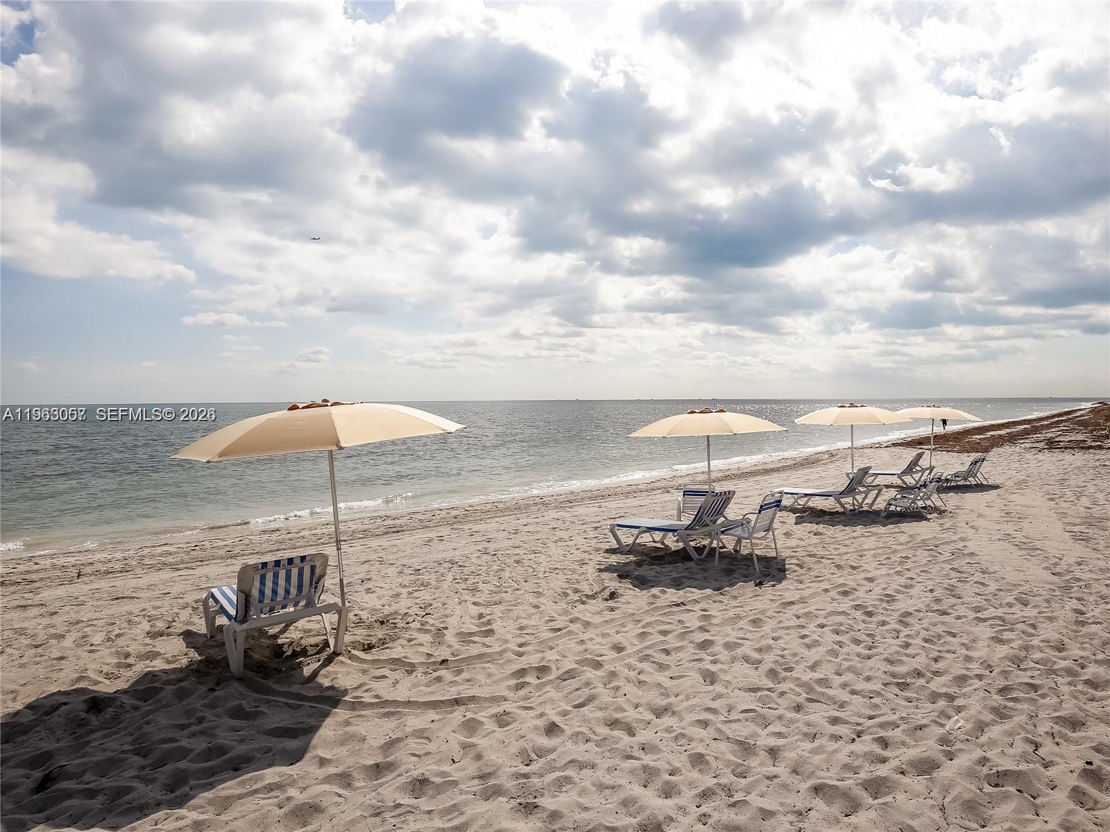 1111 Crandon Blvd #A1205