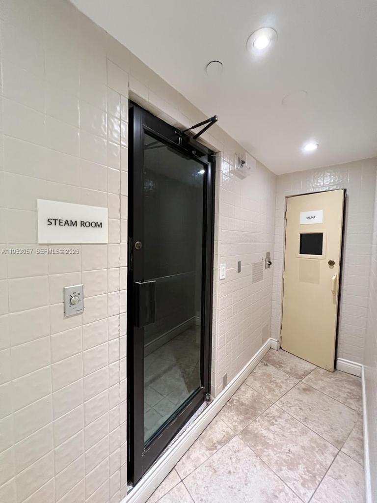 image Towers of Key Biscayne28