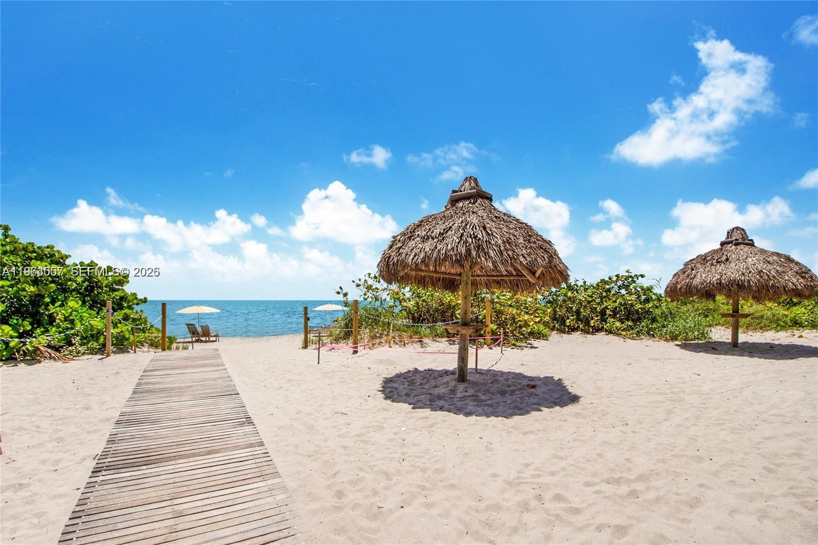 image Towers of Key Biscayne43