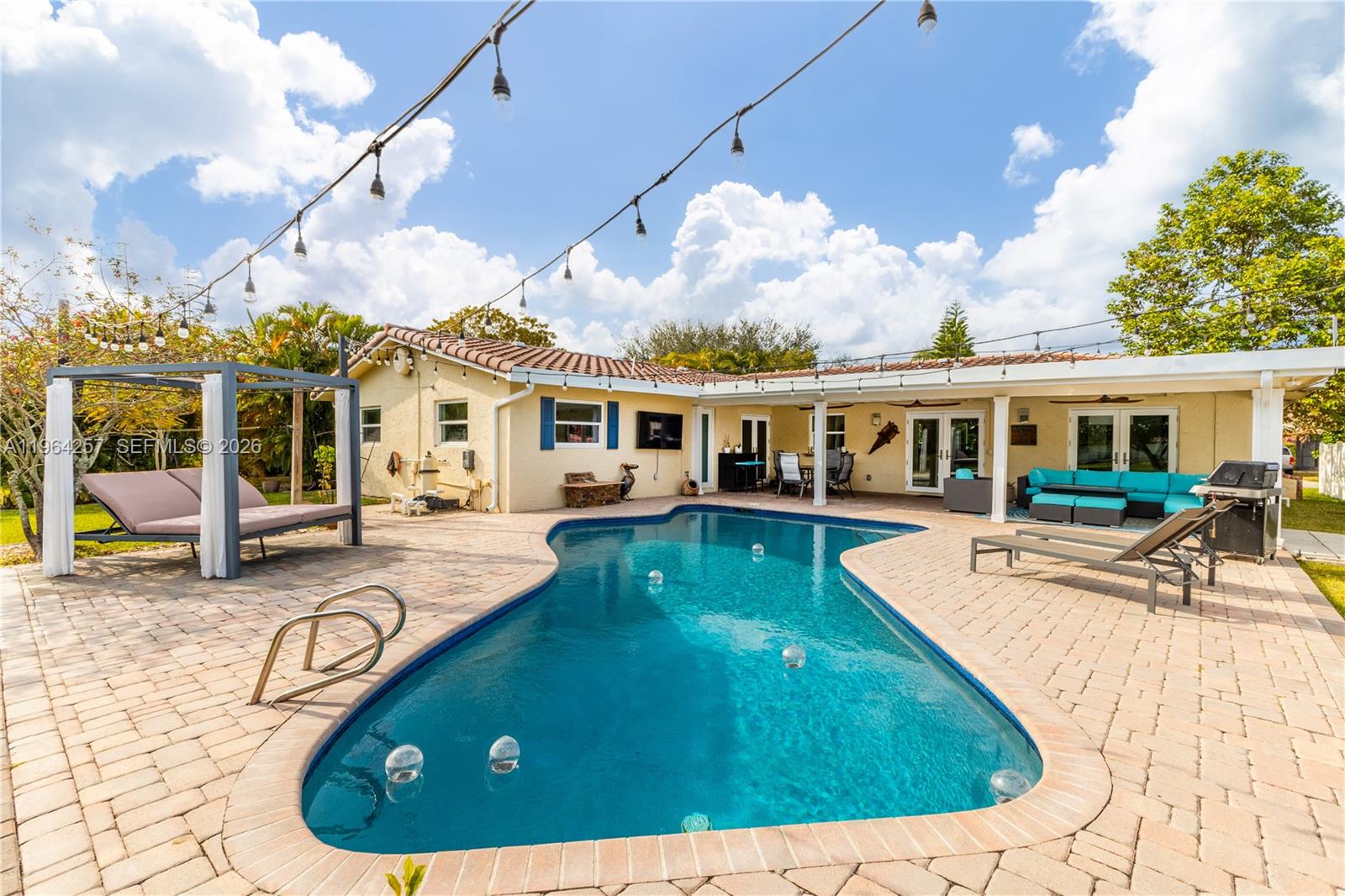 12126 NW 32nd Pl Coral Springs, FL 33065