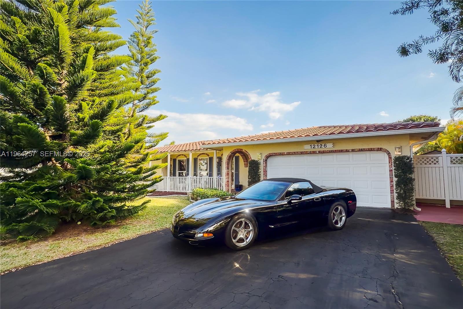 12126 NW 32nd Pl Coral Springs, FL 33065