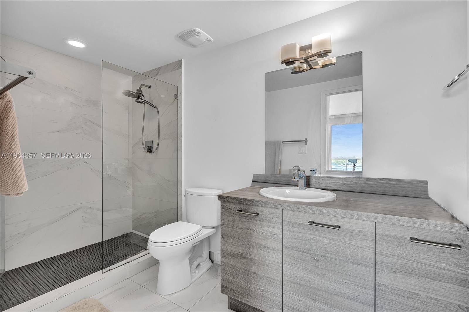 image 400 Sunny Isles14