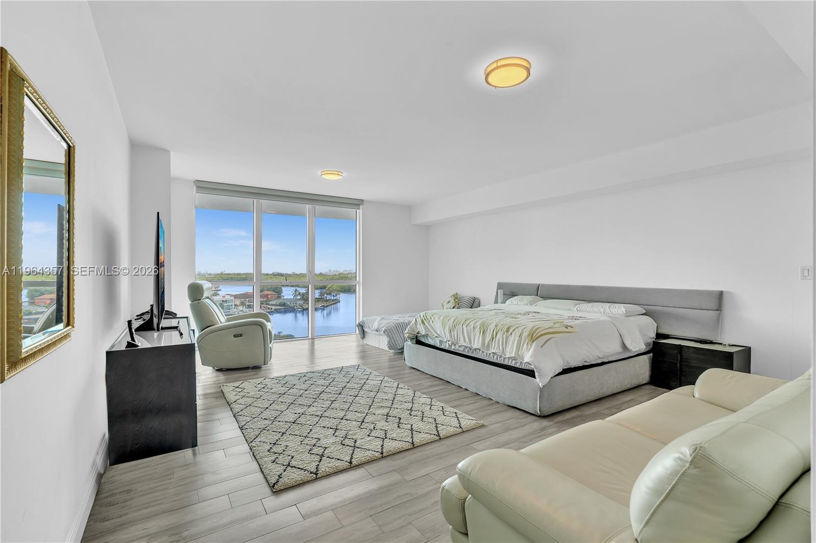 image 400 Sunny Isles16