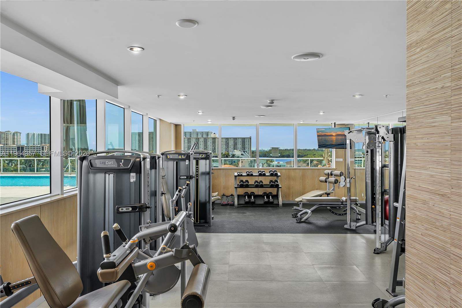 image 400 Sunny Isles33