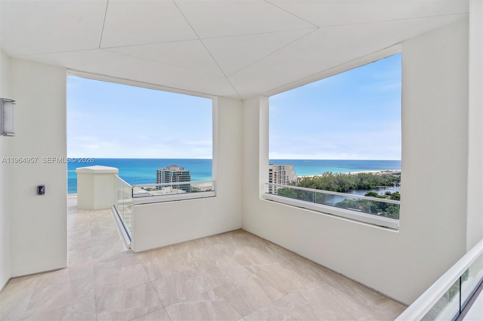 3055 Harbor Dr #2102 Fort Lauderdale, FL 33316