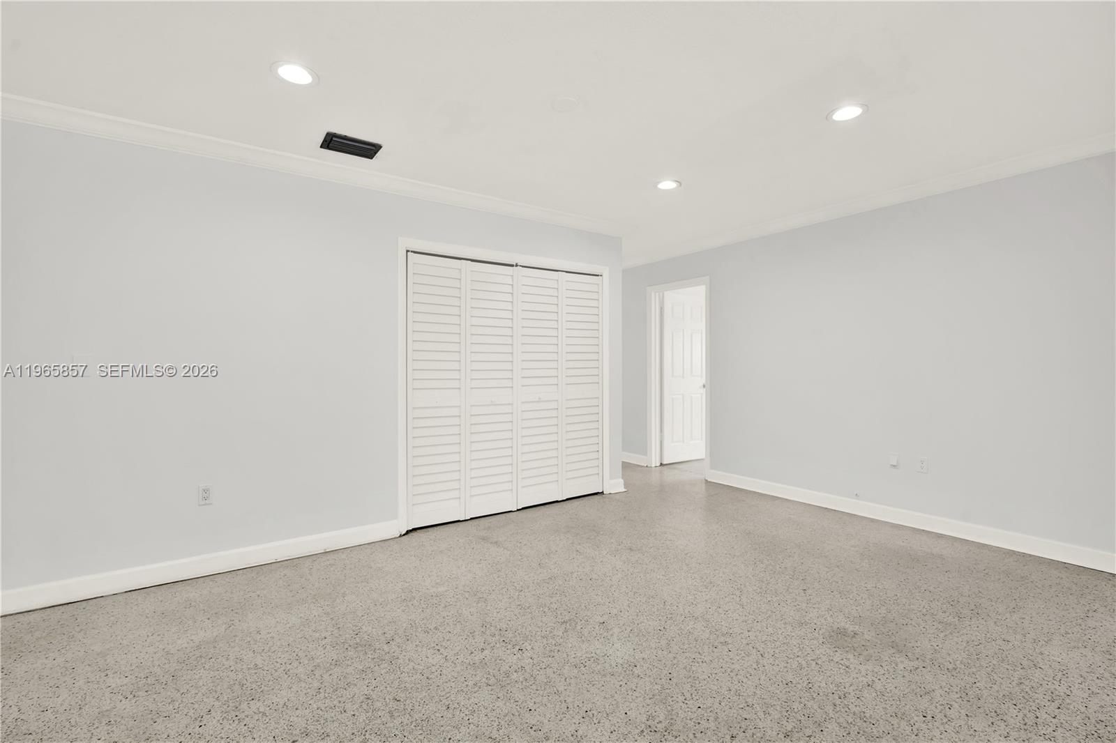 606 SW 58th Ct Miami, FL 33144