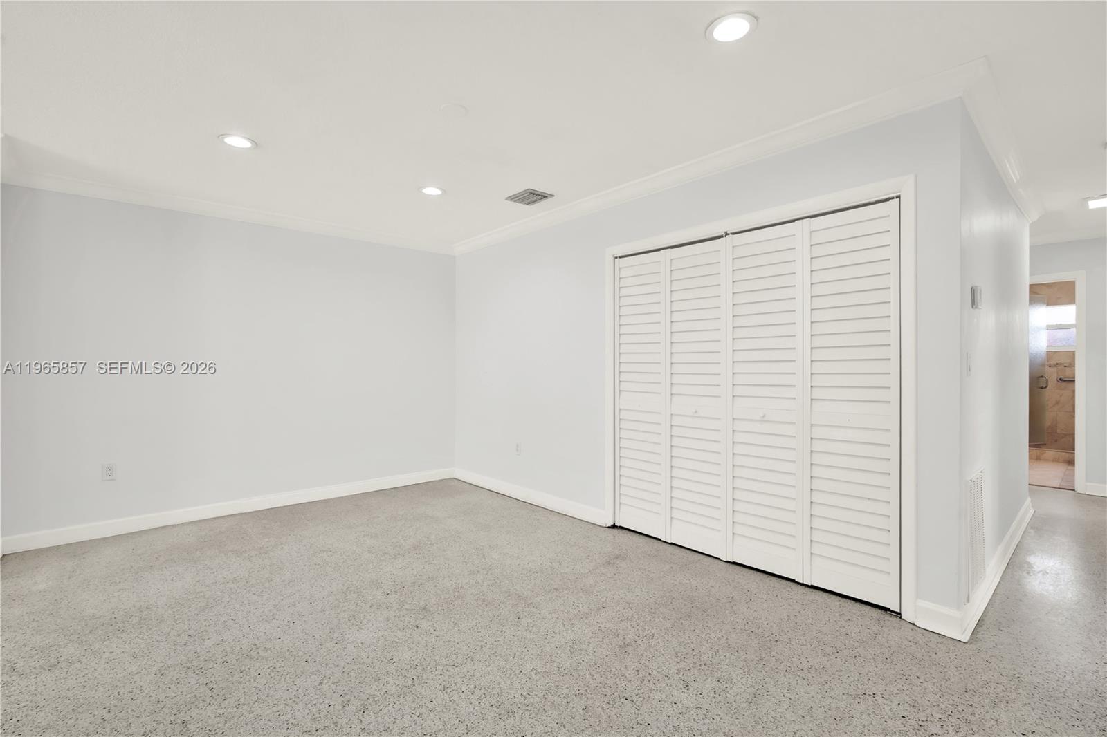 606 SW 58th Ct Miami, FL 33144