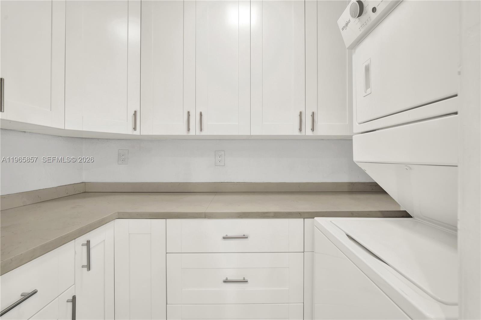 606 SW 58th Ct Miami, FL 33144