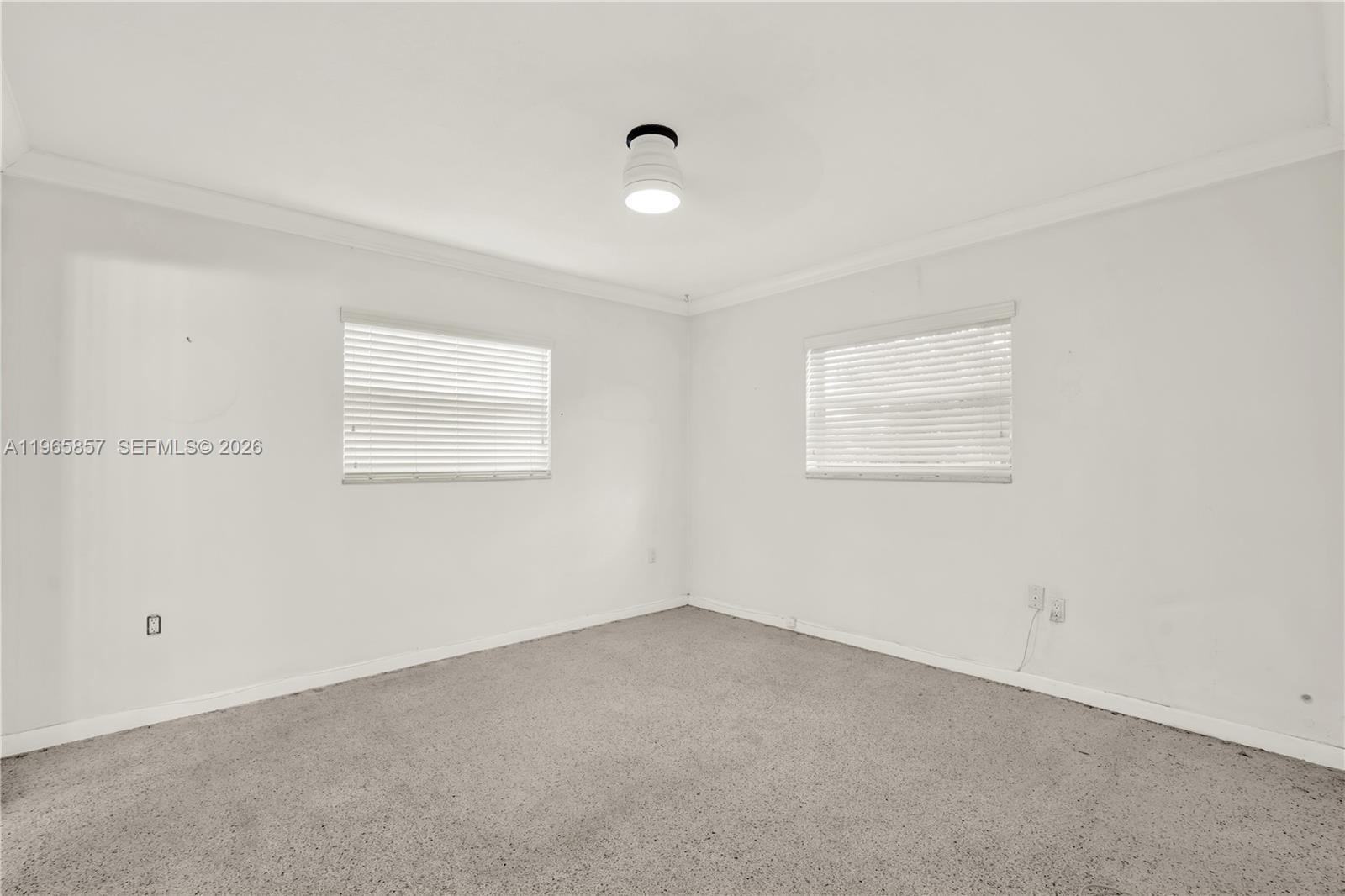 606 SW 58th Ct Miami, FL 33144