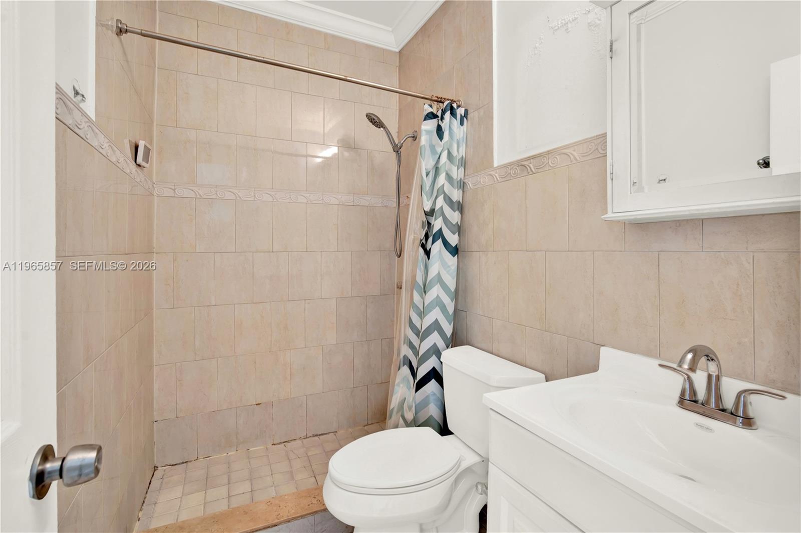 606 SW 58th Ct Miami, FL 33144