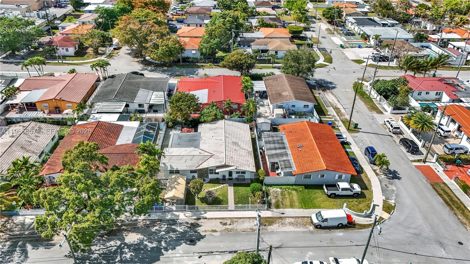 606 SW 58th Ct Miami, FL 33144