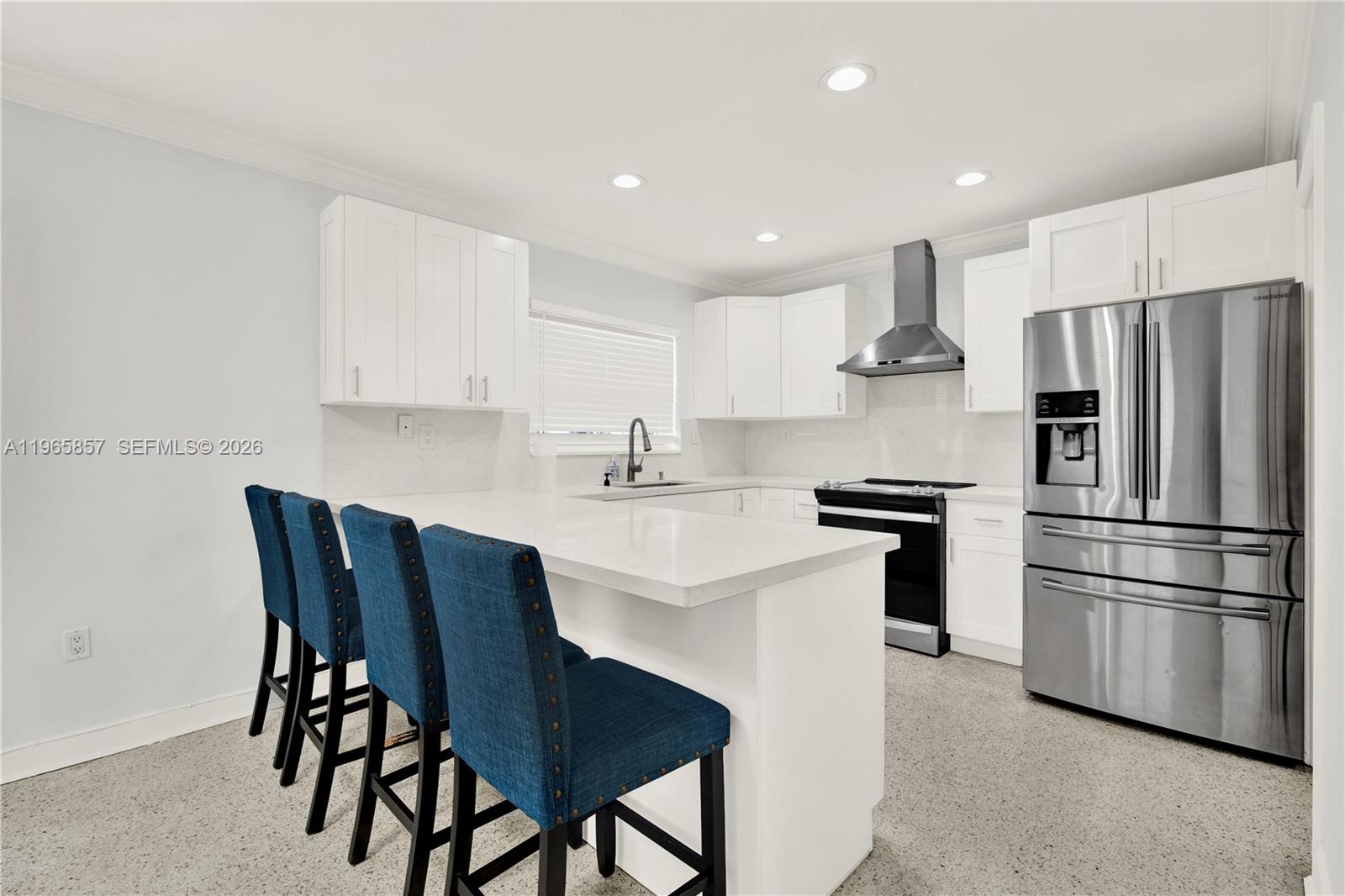 606 SW 58th Ct Miami, FL 33144