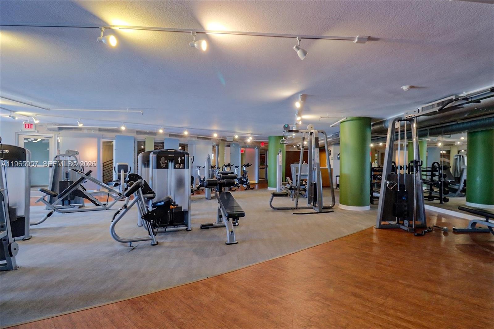 2681 N Flamingo Rd #2302S Sunrise, FL 33323