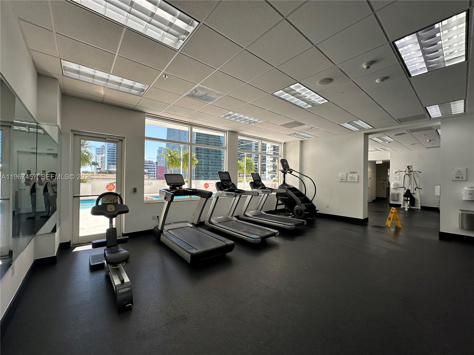 image The Club at Brickell Bay23